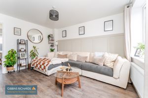 Sitting Room- click for photo gallery